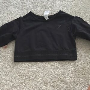 gymshark black long sleve crop top